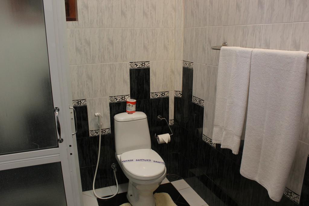 Warahena Beach Hotel Bentota Kültér fotó