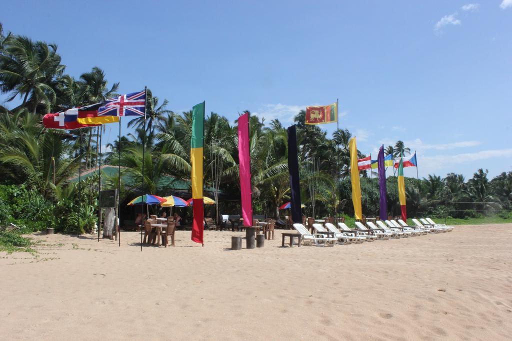 Warahena Beach Hotel Bentota Kültér fotó