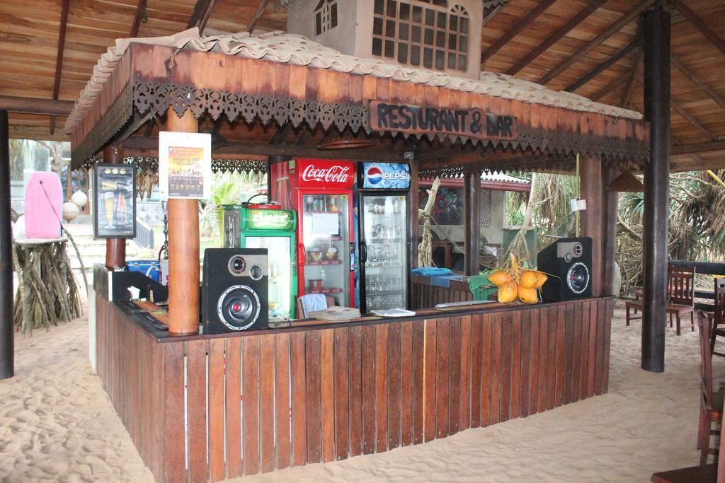 Warahena Beach Hotel Bentota Kültér fotó