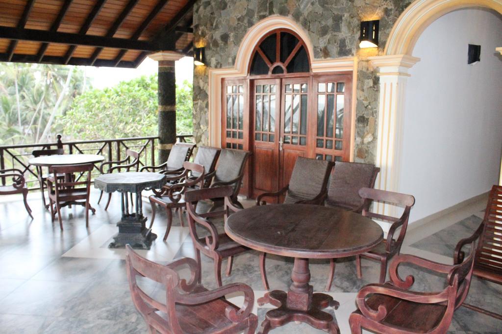 Warahena Beach Hotel Bentota Kültér fotó